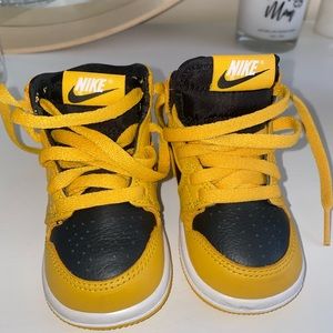 Jordan’s 1 retro high OG 4C